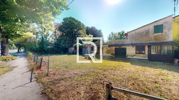 casa indipendente in vendita a Forlì in zona San Martino di Villafranca