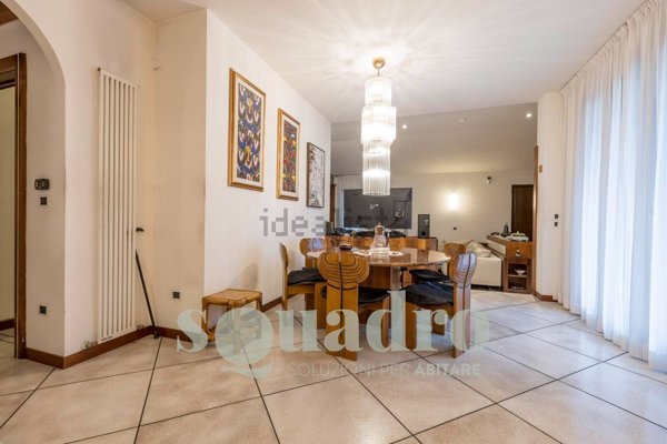 casa indipendente in vendita a Forlì