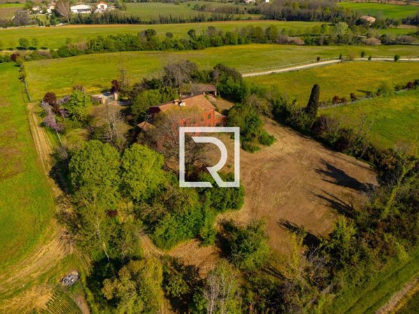 casa indipendente in vendita a Forlì in zona Vecchiazzano