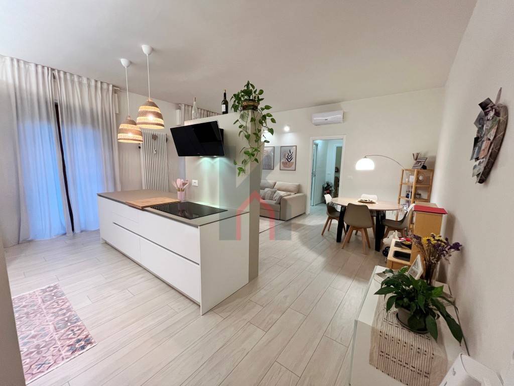 appartamento in vendita a Forlì in zona Cava