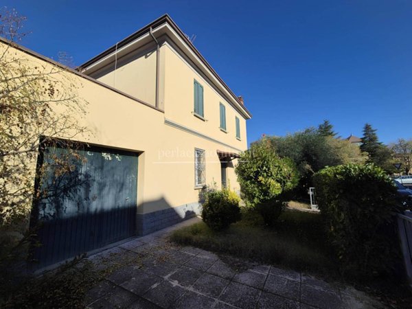 casa indipendente in vendita a Forlì in zona Ospedaletto