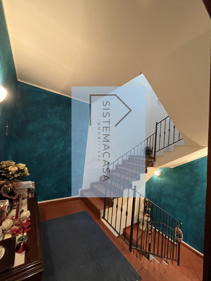 casa indipendente in vendita a Forlì in zona Carpena