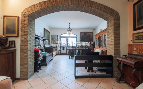 casa indipendente in vendita a Forlì in zona Centro Storico