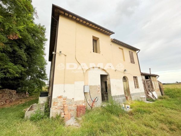 casa indipendente in vendita a Forlì in zona Roncadello