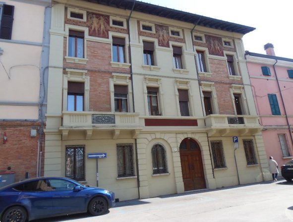 casa indipendente in vendita a Forlì