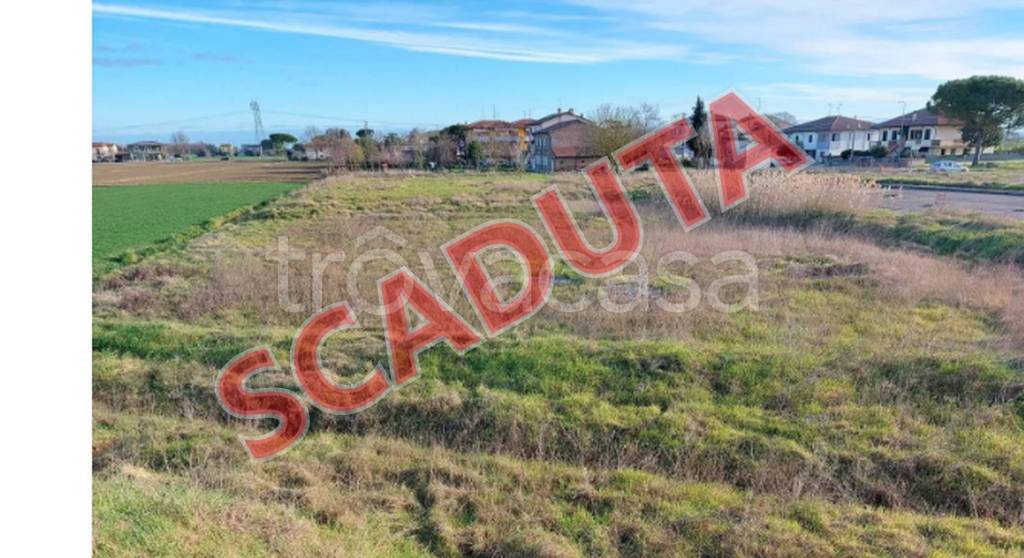 terreno edificabile in vendita a Forlì
