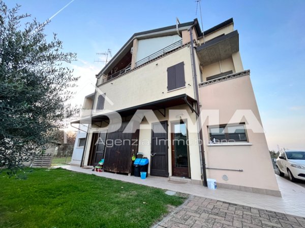 villa in vendita a Forlì