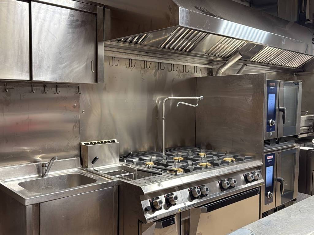 negozio in vendita a Forlì