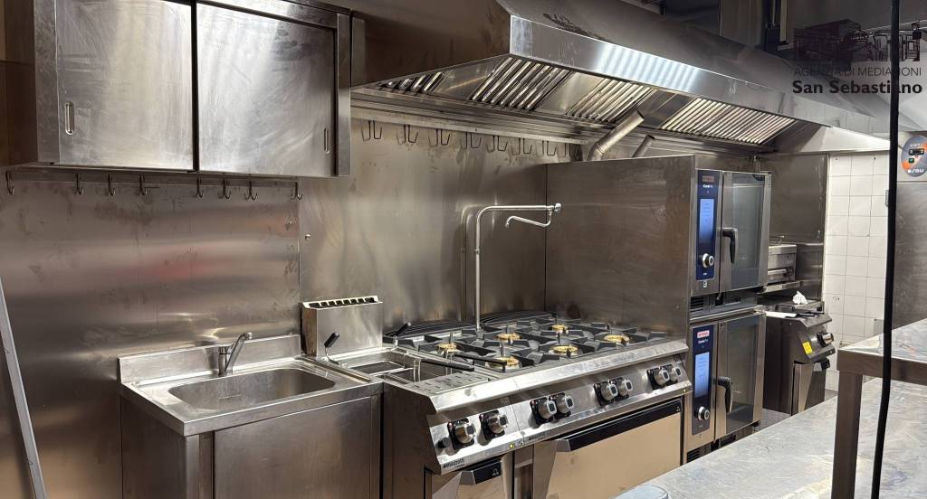 negozio in vendita a Forlì