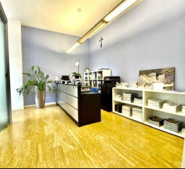 ufficio in vendita a Forlì in zona Centro Storico