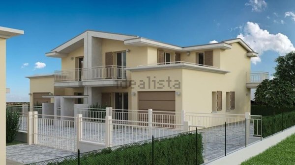 casa indipendente in vendita a Forlì