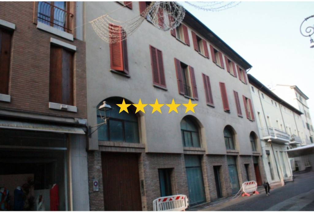 appartamento in vendita a Forlì in zona Centro Storico