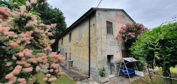 casa indipendente in vendita a Forlì