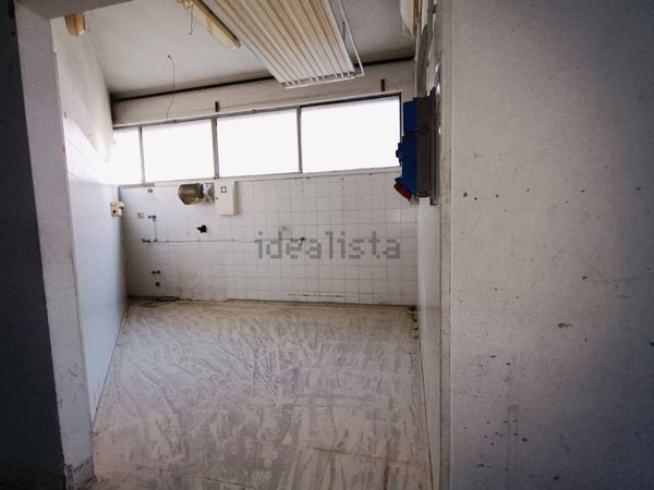 capannone in vendita a Forlì in zona Cava