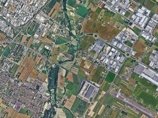 terreno edificabile in vendita a Forlì in zona Industriale Selva
