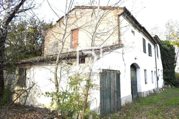 casale in vendita a Forlì in zona Centro Storico