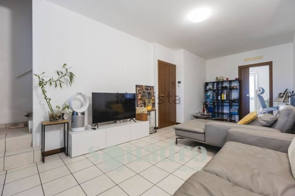 casa indipendente in vendita a Forlì in zona Coriano