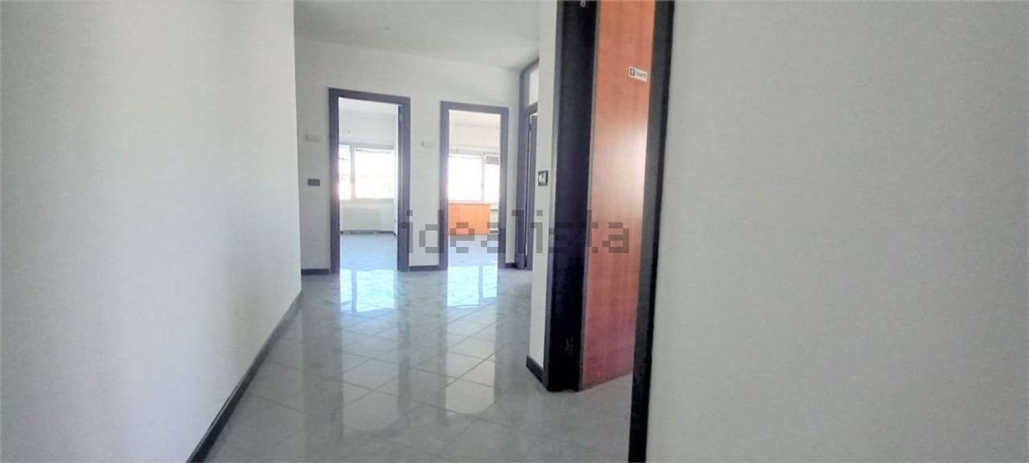 capannone in vendita a Forlì in zona Centro Storico