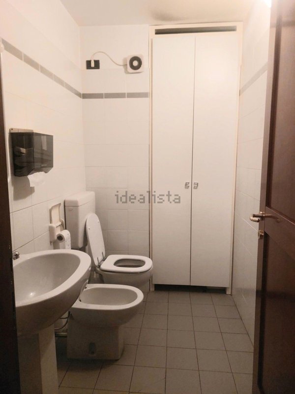 ufficio in vendita a Forlì