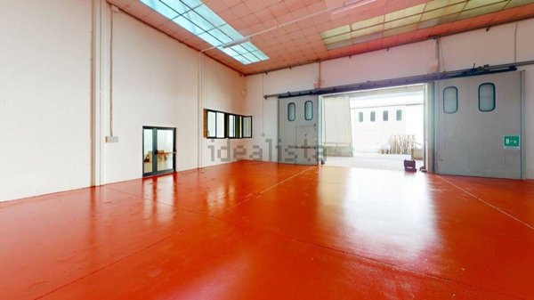 capannone in vendita a Forlì in zona Coriano