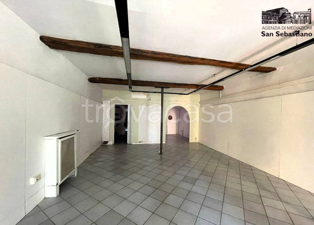 negozio in vendita a Forlì in zona Centro Storico