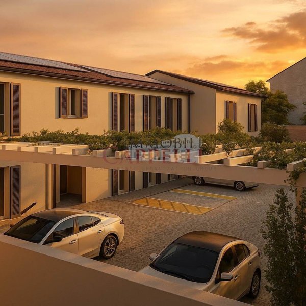 casa indipendente in vendita a Forlì in zona Centro Storico