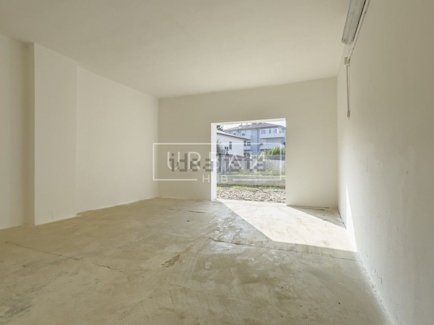 locale commerciale in vendita a Forlì in zona San Benedetto