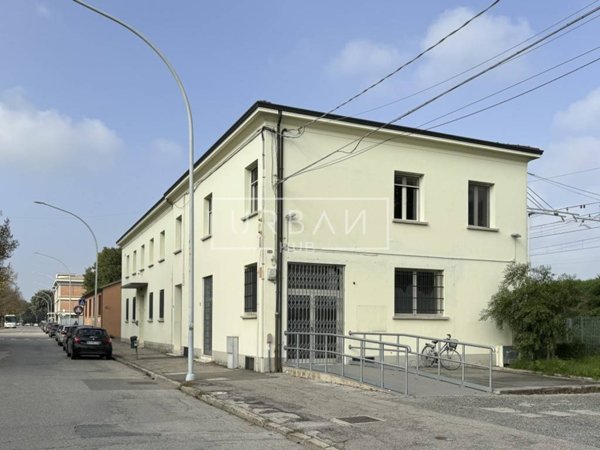 ufficio in vendita a Forlì in zona Musicisti / Grandi Italiani
