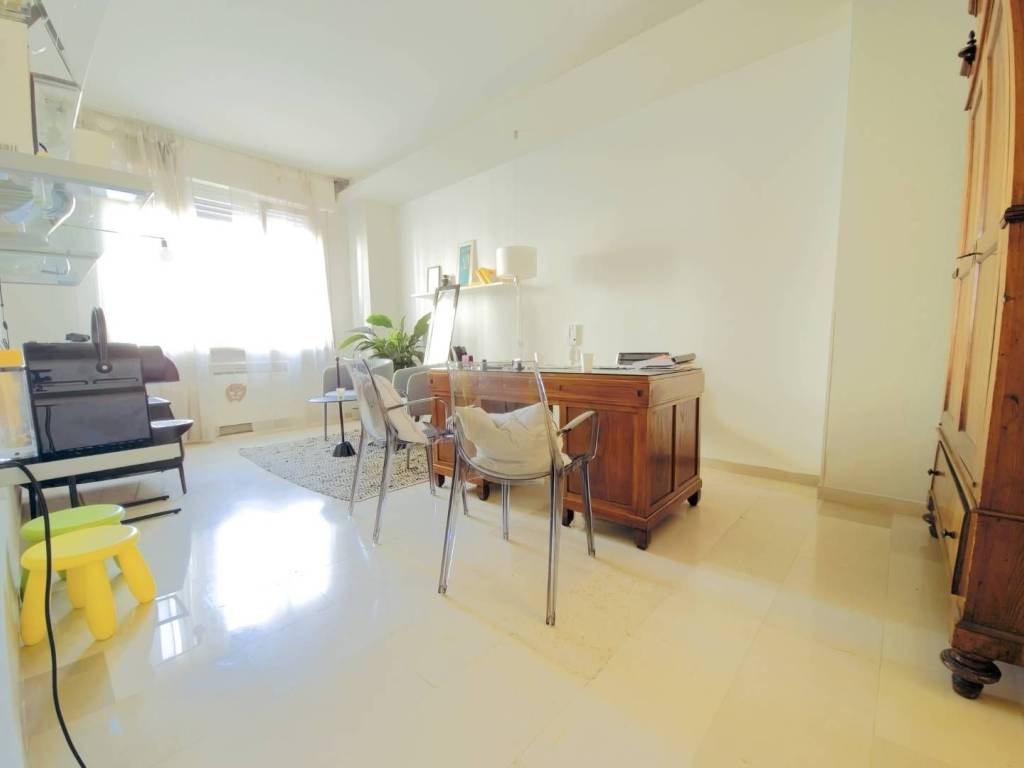 ufficio in vendita a Forlì in zona Centro Storico