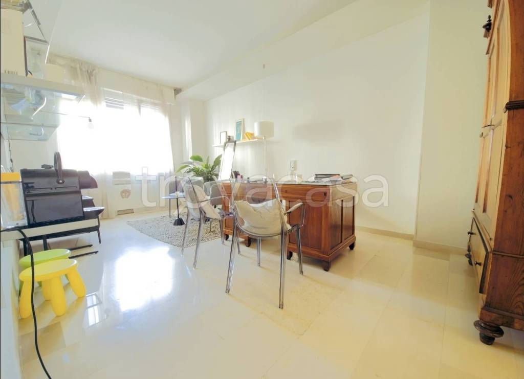 ufficio in vendita a Forlì in zona Centro Storico