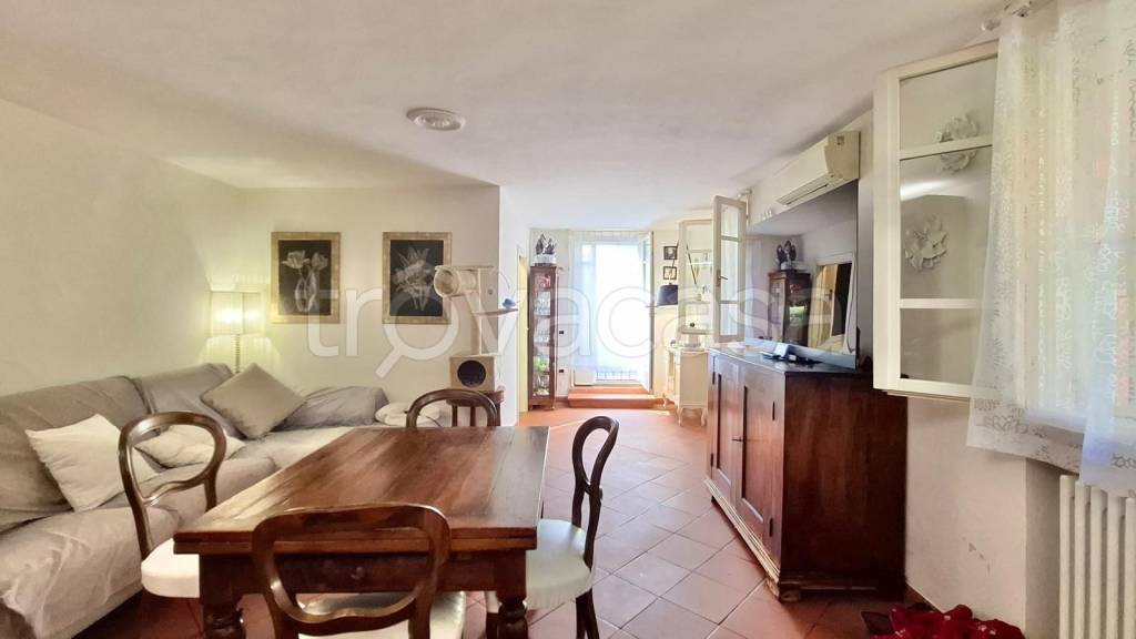 casa indipendente in vendita a Forlì