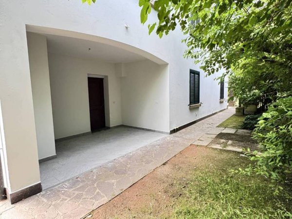 casa indipendente in vendita a Forlì in zona Roncadello