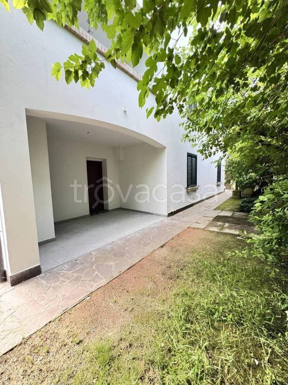 casa indipendente in vendita a Forlì in zona Villafranca di Forlì