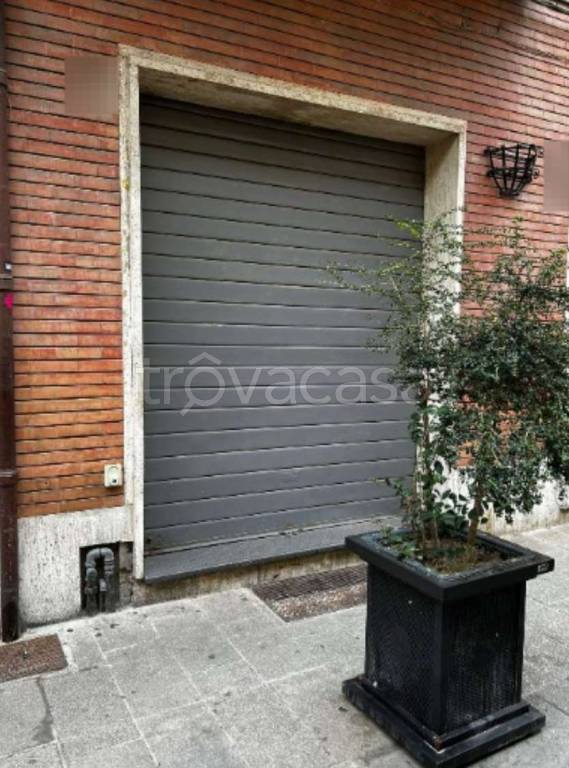 negozio in vendita a Forlì in zona Centro Storico