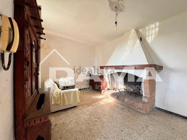 casa indipendente in vendita a Forlì