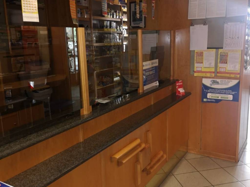 negozio in vendita a Forlì in zona Musicisti / Grandi Italiani