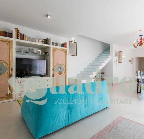 casa indipendente in vendita a Forlì