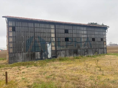 locale di sgombero in vendita a Forlì