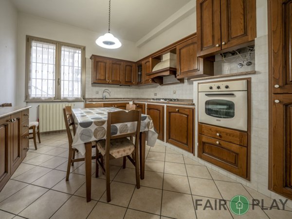 casa indipendente in vendita a Forlì in zona Cava