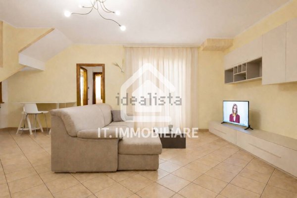 casa indipendente in vendita a Forlì in zona Branzolino