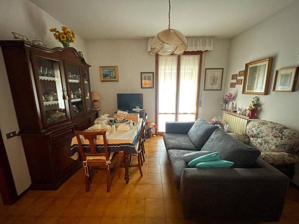 appartamento in vendita a Forlì in zona Grisignano