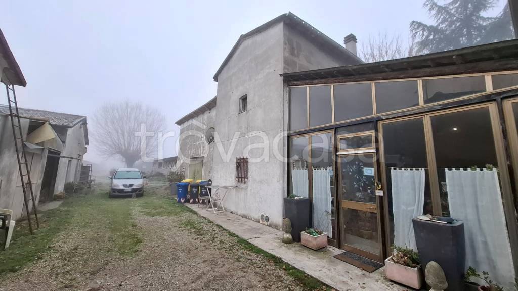 casa indipendente in vendita a Forlì in zona Villafranca di Forlì