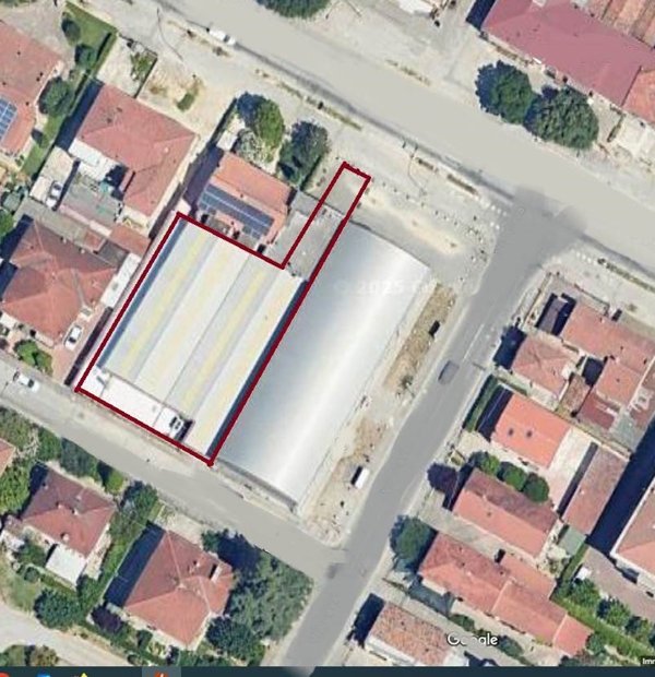 locale commerciale in vendita a Forlì in zona Cava