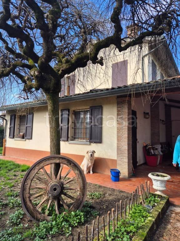 casa indipendente in vendita a Forlì in zona Ospedaletto