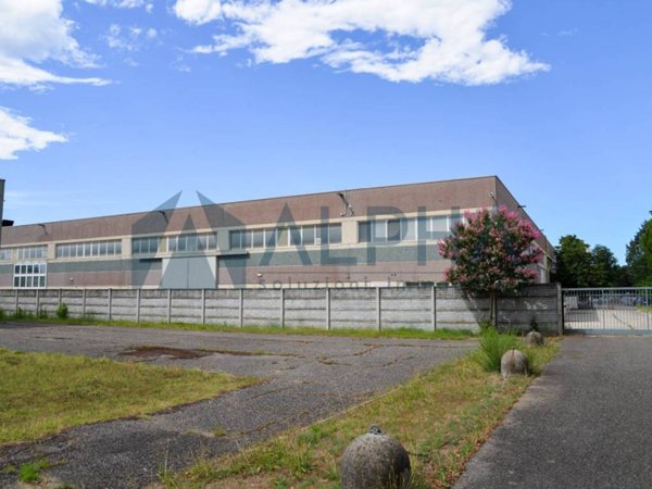 locale commerciale in vendita a Forlì in zona Coriano