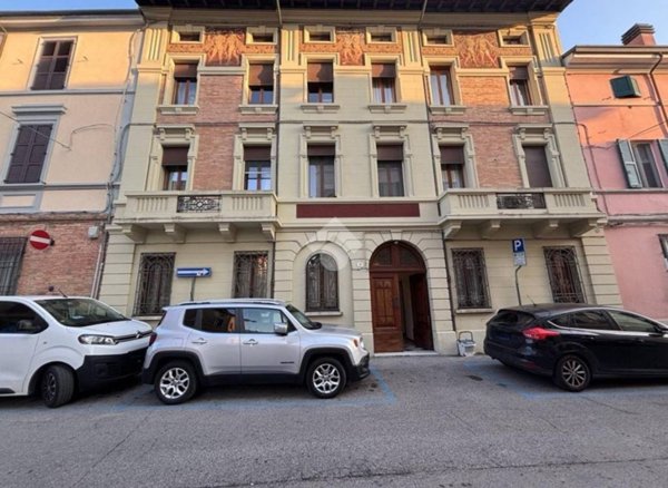 appartamento in vendita a Forlì in zona Centro Storico