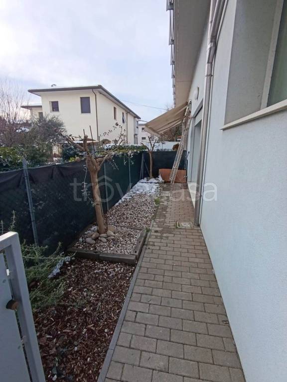 appartamento in vendita a Forlì in zona Ronco