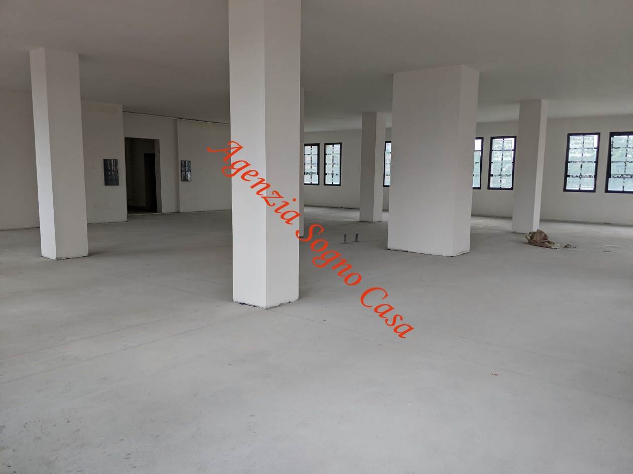 ufficio in vendita a Forlì