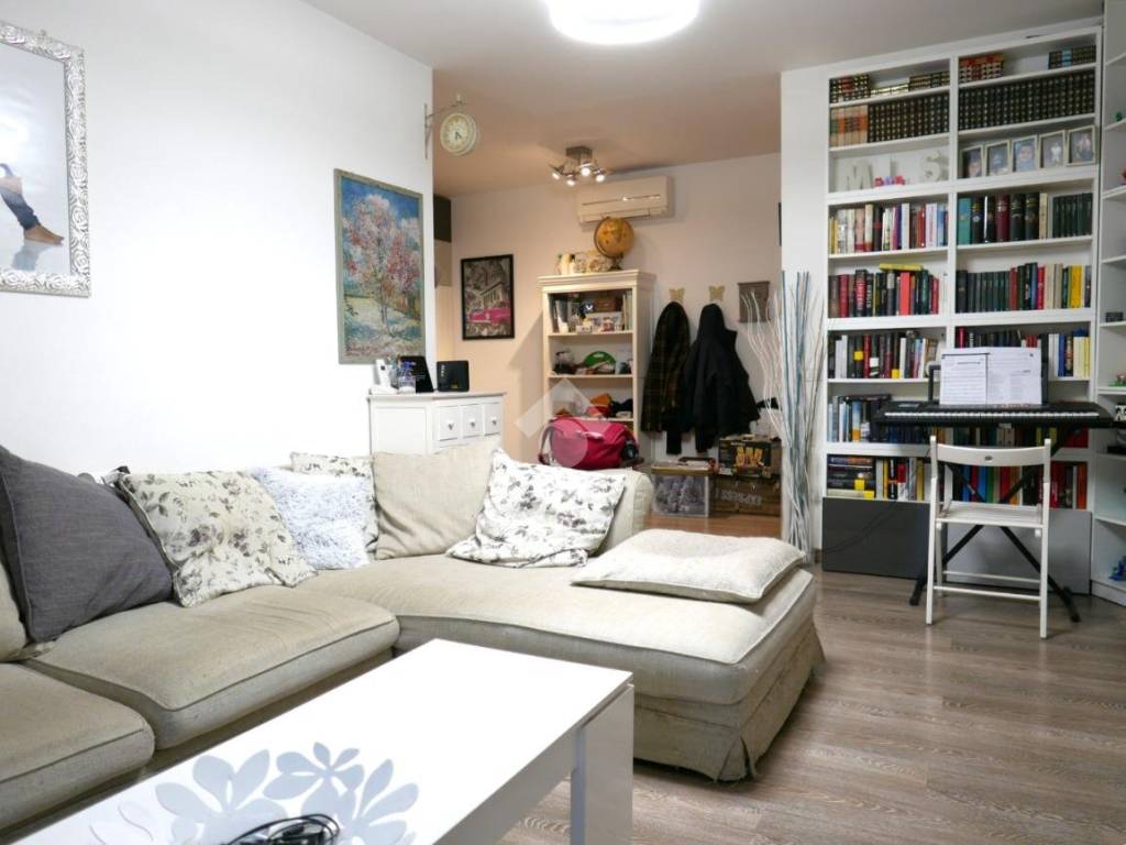 appartamento in vendita a Forlì in zona Coriano