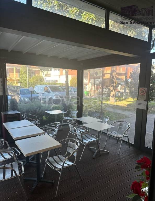 negozio in vendita a Forlì in zona Campo di Marte / Benefattori